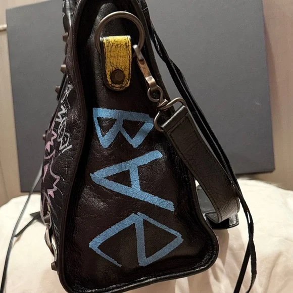 Balenciaga Black Graffiti Classic City Bag - Limited Edition- RARE - Picture 10 of 16